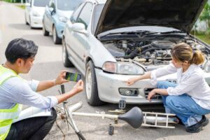 Common Road Hazards Examples and Tips to Prevent Accidents