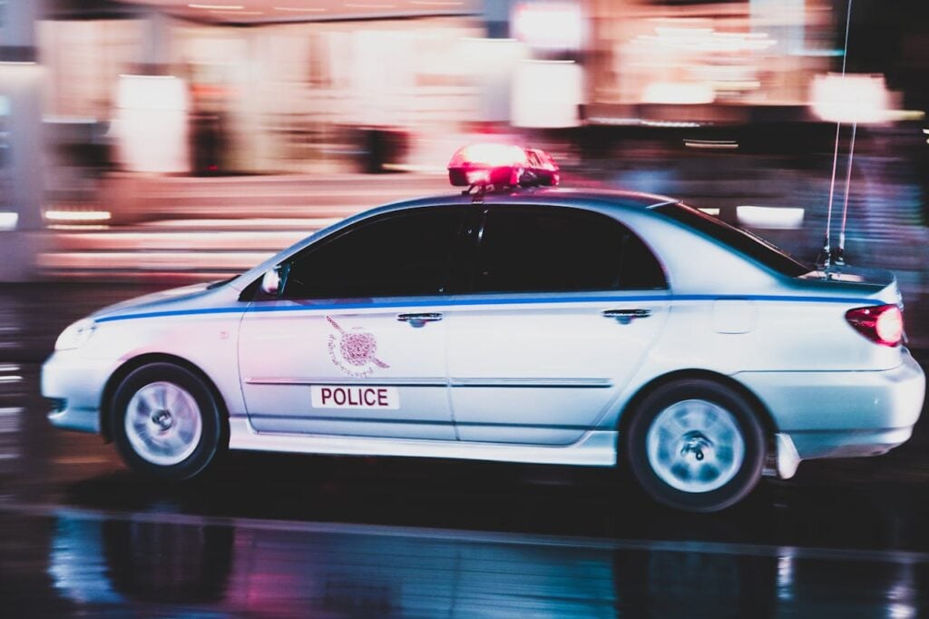 list-penalties-unauthorized-emergency-lights